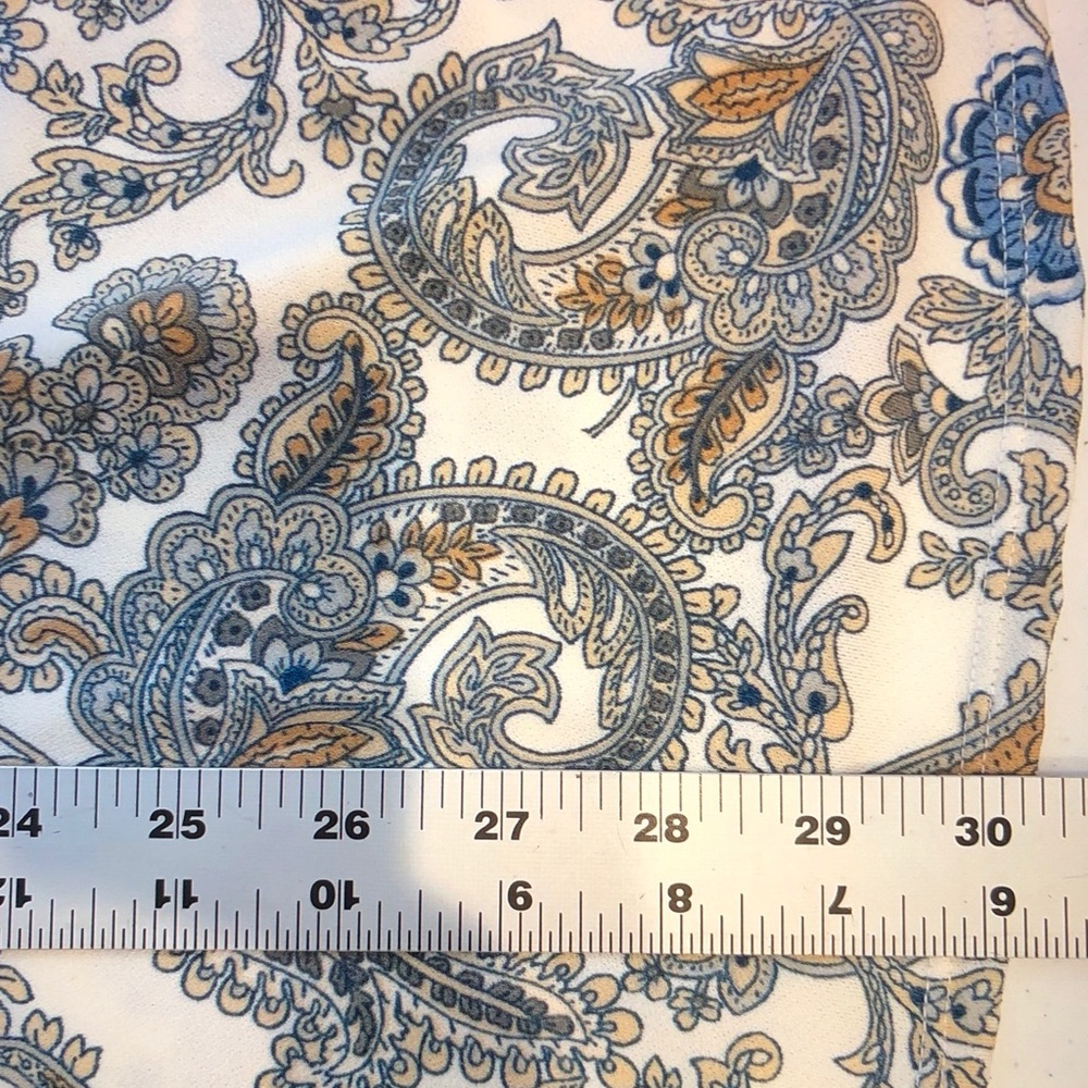 CURE White Paisley Tunic with Blue and Tan Motifs - Picture 3 of 6